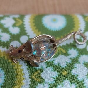 Gold Fish Tank Decoration with Crystal Accents